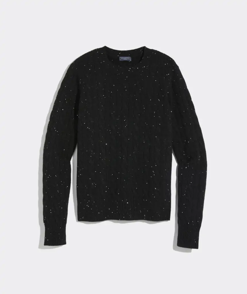 Black Vineyard Vines crewneck sweater, providing cozy warmth for casual evenings in Destin.